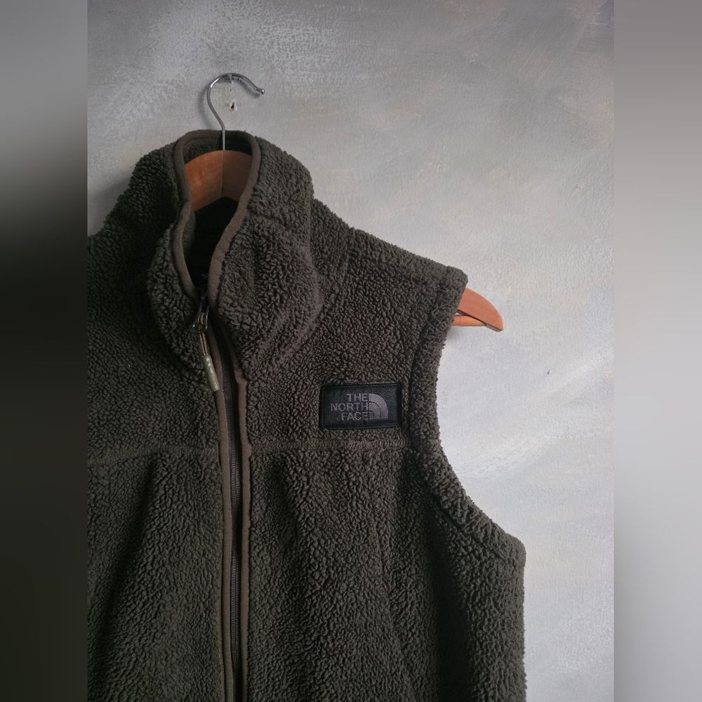 The North Face Women's M Campshire Fleece Sherpa Vest Jacket Green Full-Zip - Picture 2 of 7